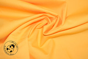 "Rosie" ist eine hochwertige Baumwolle aus unserer "Basic Line" der sich wunderbar für Accessoires, wie Taschen und Täschchen, aber auch für Bekleidung, wie Röcke, Blusen, Hemden oder Kleider eignet.   Baumwolle eignet sich besonders gut für die Herstellung von leichten, sommerlichen Kleidungsstücken, wie z.B. Kleidern, Röcken, Blusen etc., aber auch für Dekoration und Accessoires eignet - Nähen - Meterware - Uni - Baumwollstoff - Taschenstoff - Glückpunkt