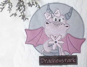 Stickdatei - "Drachenstark Mädchen + Drachstark Stickpatch 10x10" - Stuff-Deluxe
